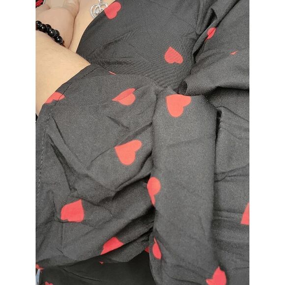 ❤ Plus Size Valentine’s Day Sweetheart Long Sleeve Heart Print Black Dress NWT - Picture 16 of 16